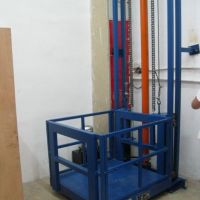 寧波起重機(jī)小型多層商鋪搬貨液壓升降機(jī)安裝，年檢，銷售，保